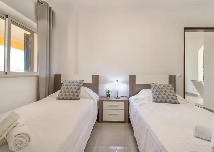 Wonderful Portuguese Casa Lombos Nova 3 Bedrooms Private Pool * Carvoeiro (Lagoa)