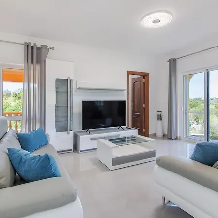 Villa Wonderful Portuguese Casa Lombos Nova 3 Bedrooms Private Pool, Ac Pool Table Carvoeiro