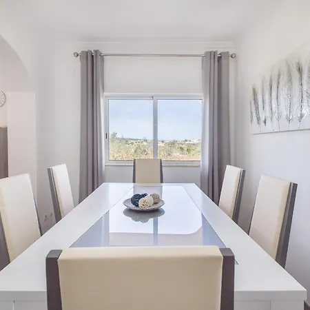 Wonderful Portuguese Casa Lombos Nova 3 Bedrooms Private Pool, Ac Pool Table Carvoeiro Villa *