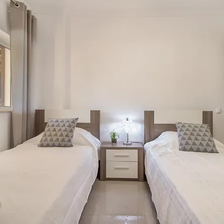Wonderful Portuguese Casa Lombos Nova 3 Bedrooms Private Pool * Carvoeiro (Lagoa)