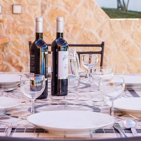 Villa Wonderful Portuguese Casa Lombos Nova 3 Bedrooms Private Pool