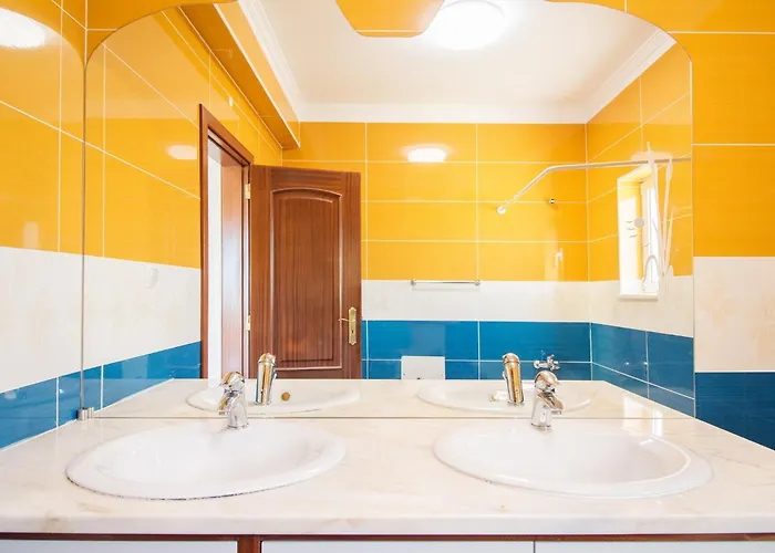 Wonderful Portuguese Casa Lombos Nova 3 Bedrooms Private Pool *