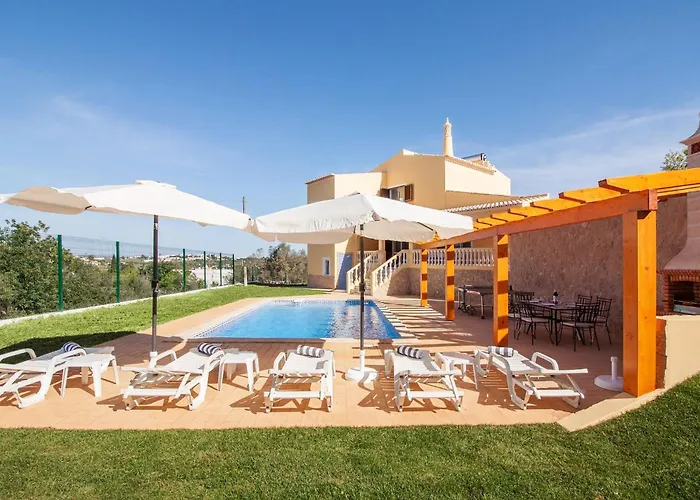 Wonderful Portuguese Casa Lombos Nova 3 Bedrooms Private Pool Villa