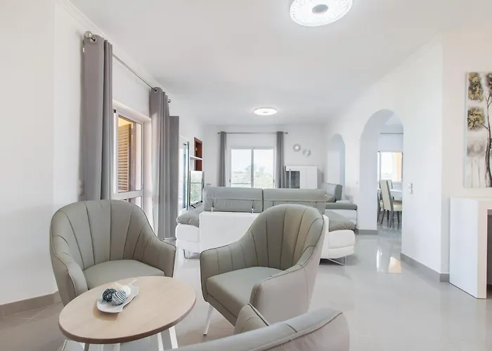 Wonderful Portuguese Casa Lombos Nova 3 Bedrooms Private Pool *